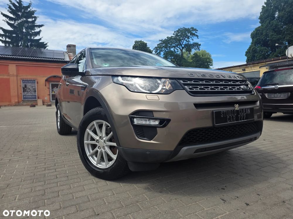 Land Rover Discovery Sport - 8