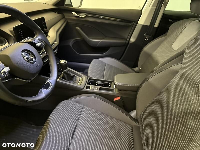 Skoda Octavia 1.5 TSI ACT Ambition - 11