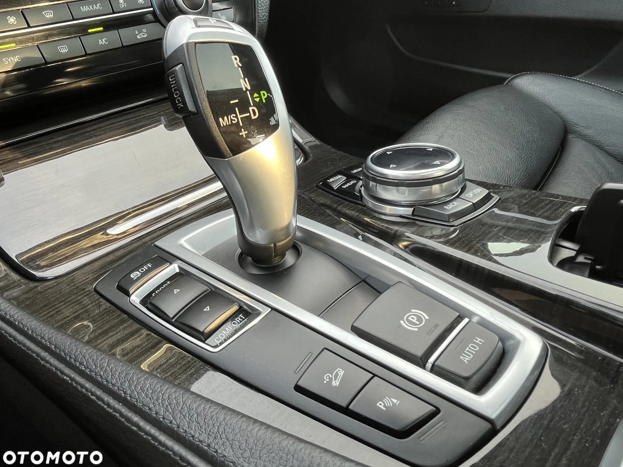 BMW Seria 5 520d xDrive Luxury Line - 20