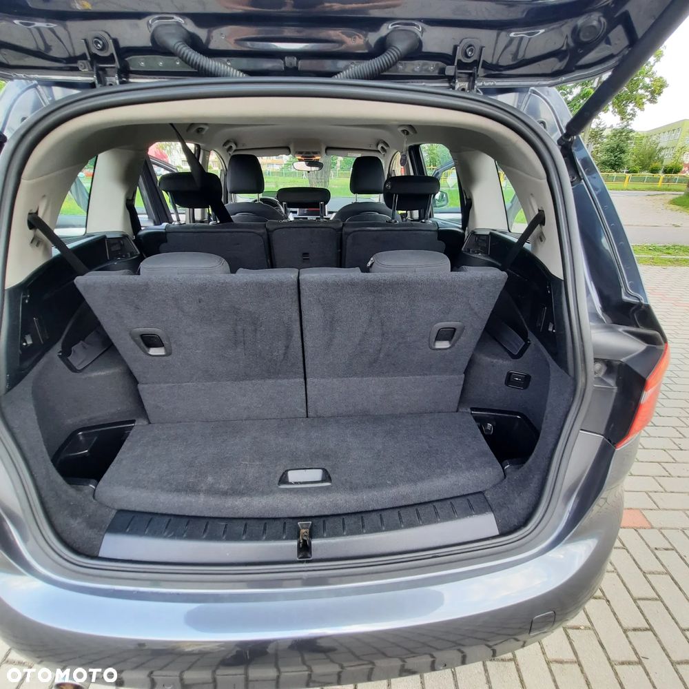 BMW Seria 2 218d Gran Tourer - 33
