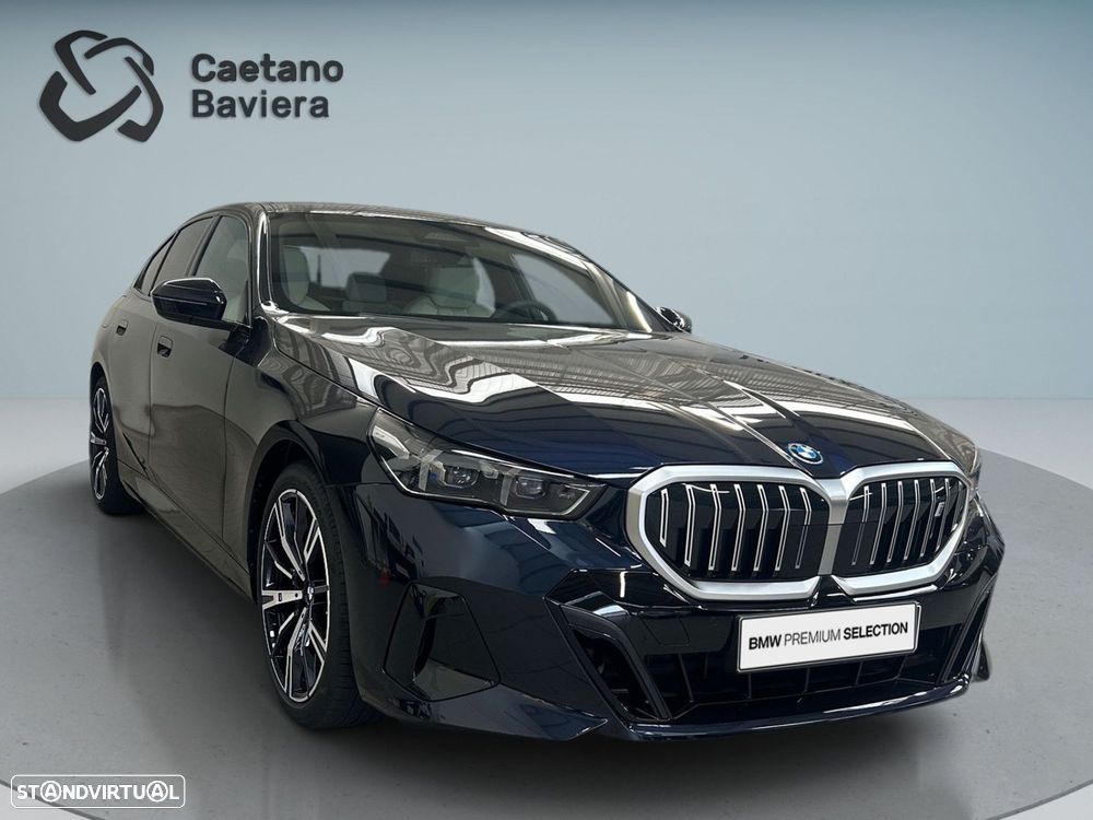BMW i5 eDrive40 Pack Desportivo M - 10