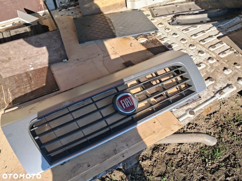 Fiat Ducato III LIFT Atrapa Grill przod - 2