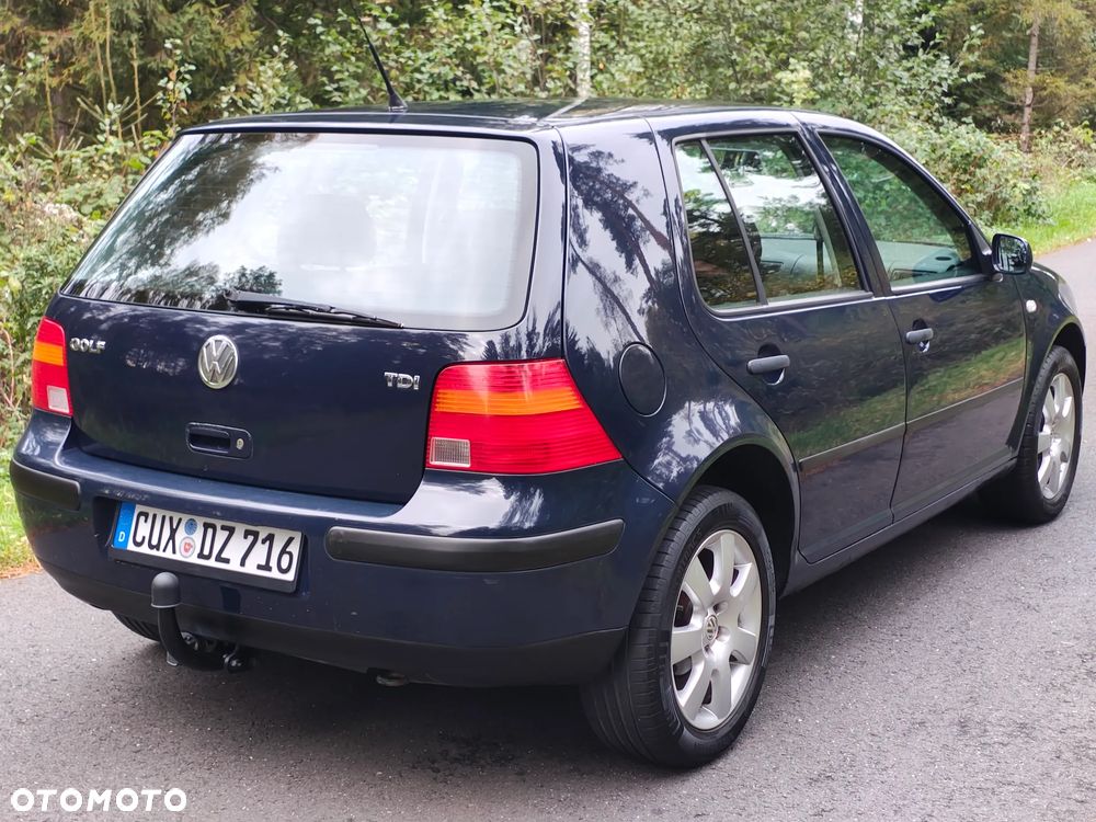 Volkswagen Golf - 18