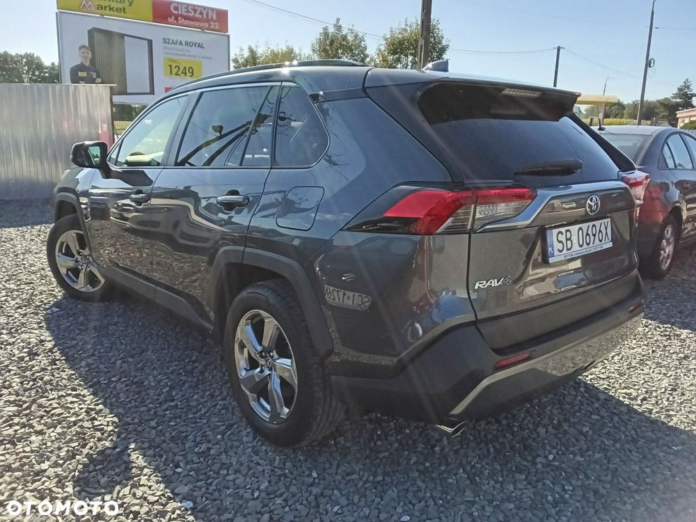 Toyota RAV4 - 4