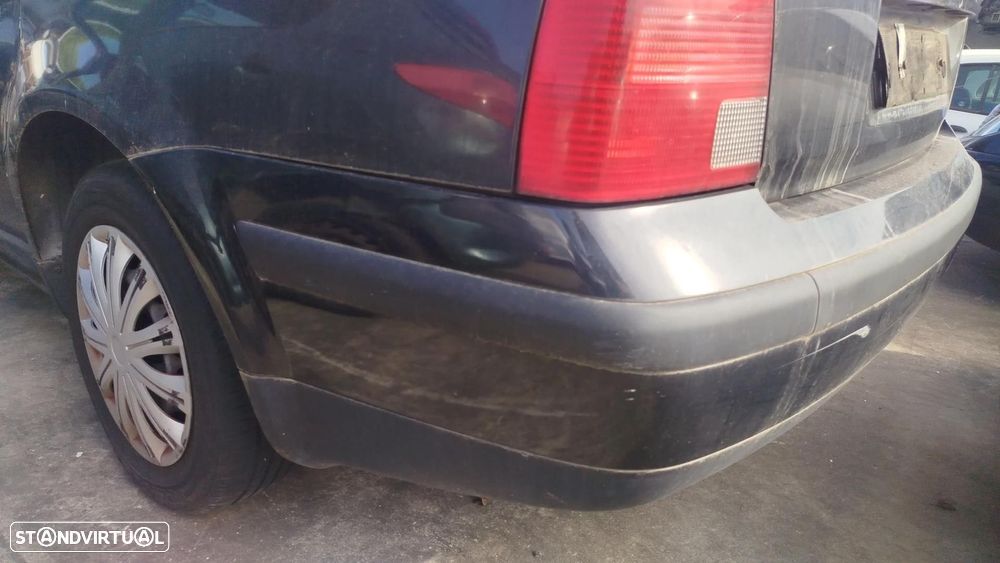 Pára-choques trás VOLKSWAGEN Passat (3B2) - 2