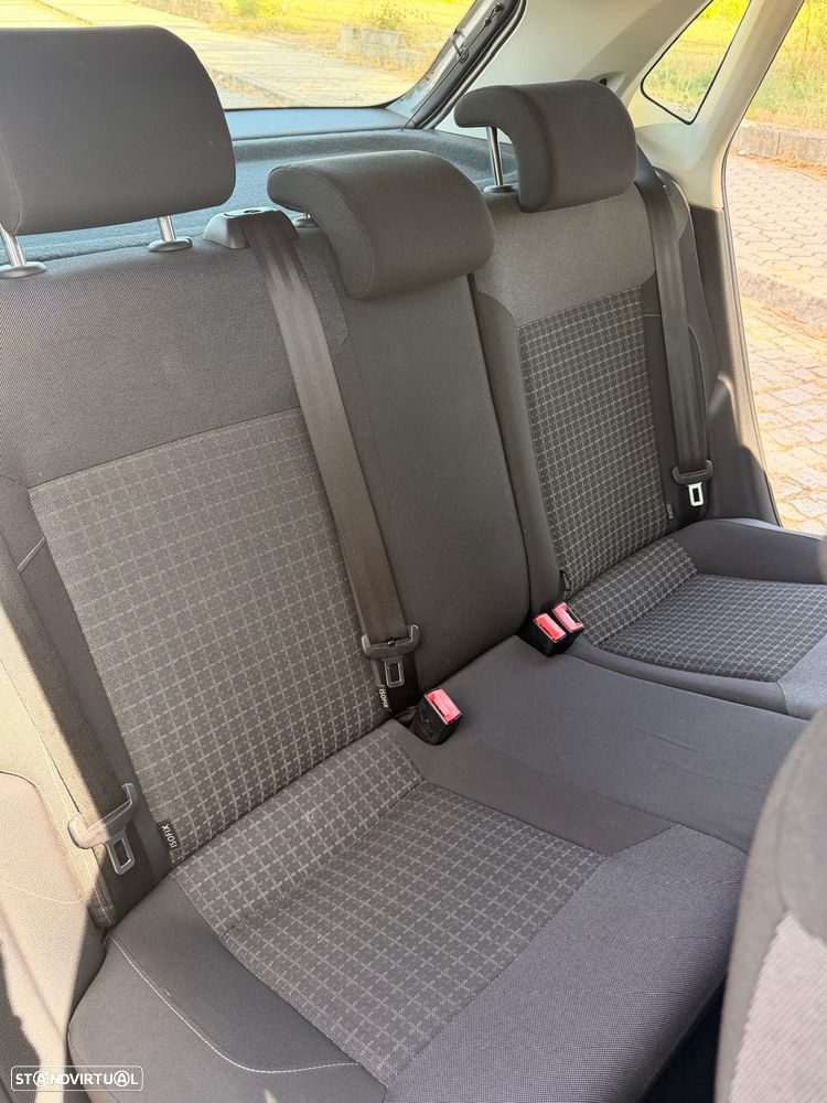 VW Polo - 10