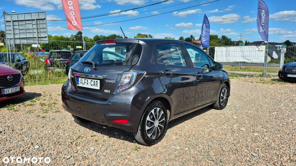 Toyota Yaris - 2