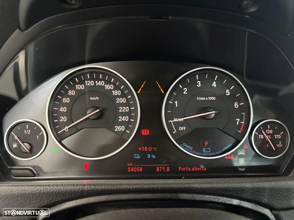 BMW 330 e iPerformance Advantage - 4