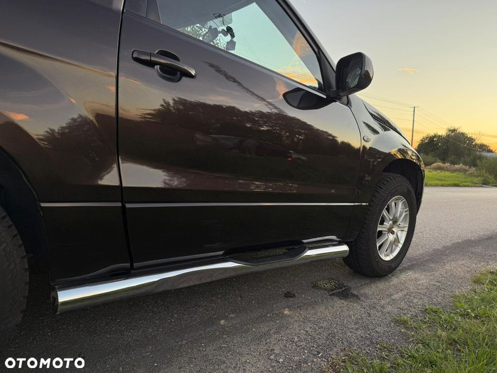 Suzuki Grand Vitara 1.6 - 12