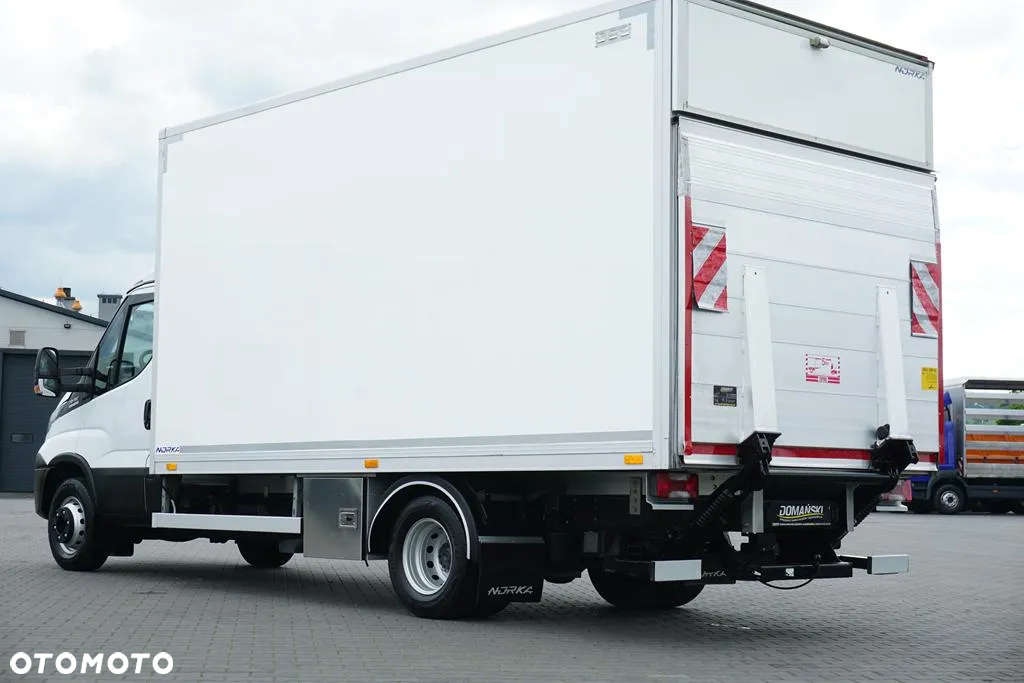 Iveco / DAILY / 70C18 / E 6 / KONTENER + WINDA / 10 PALET / ŁAD. 3565 KG - 35
