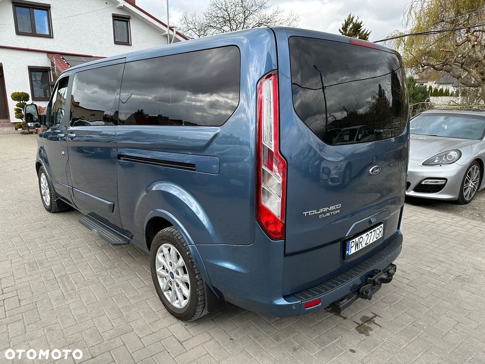 Ford Tourneo Custom - 4