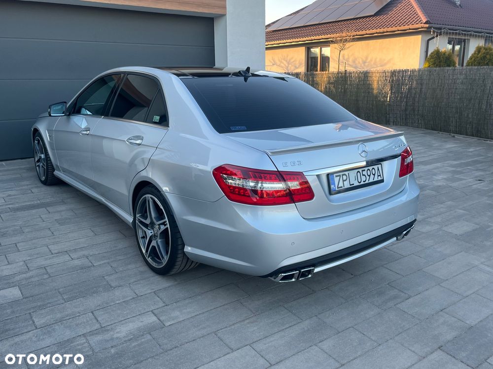 Mercedes-Benz Klasa E - 13