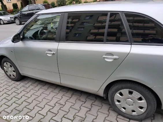 Skoda Fabia - 4