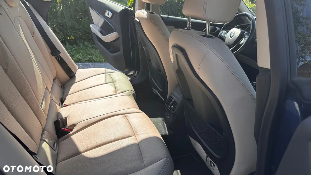 BMW Seria 2 220i - 8
