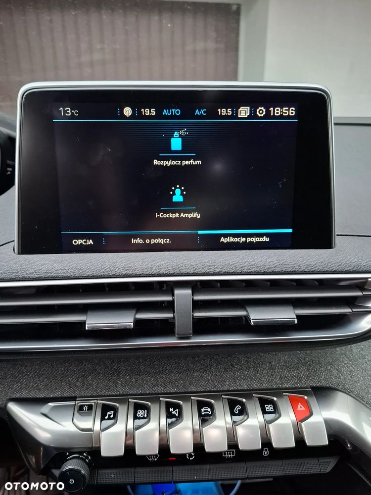 Peugeot 3008 HDi FAP 150 Premium - 24