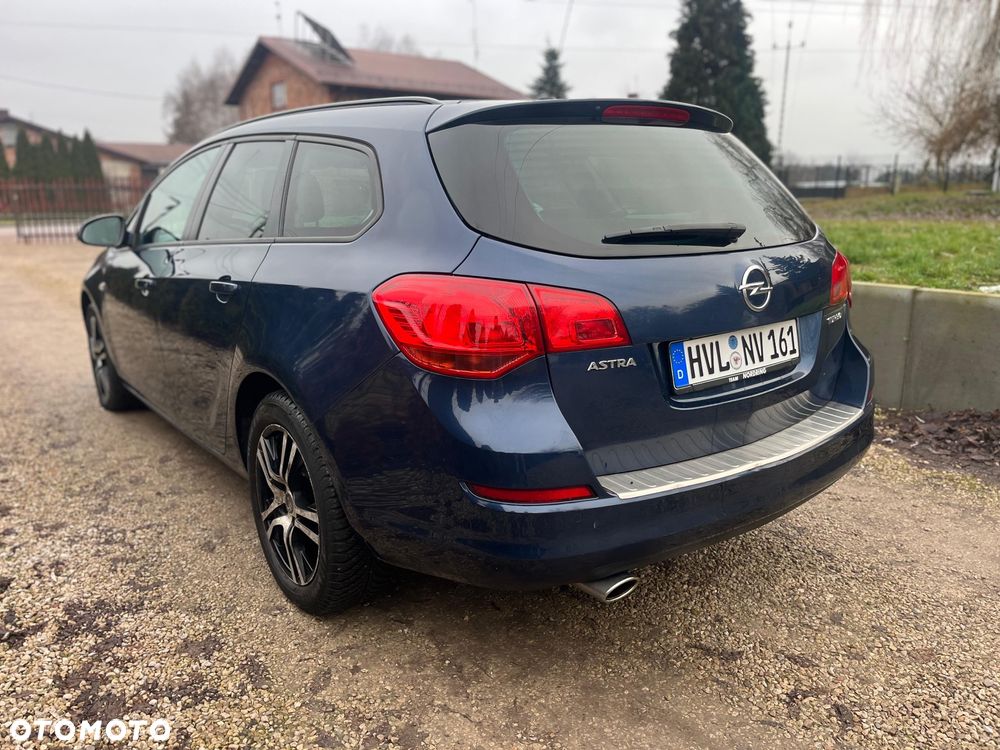 Opel Astra 1.4 Turbo - 12