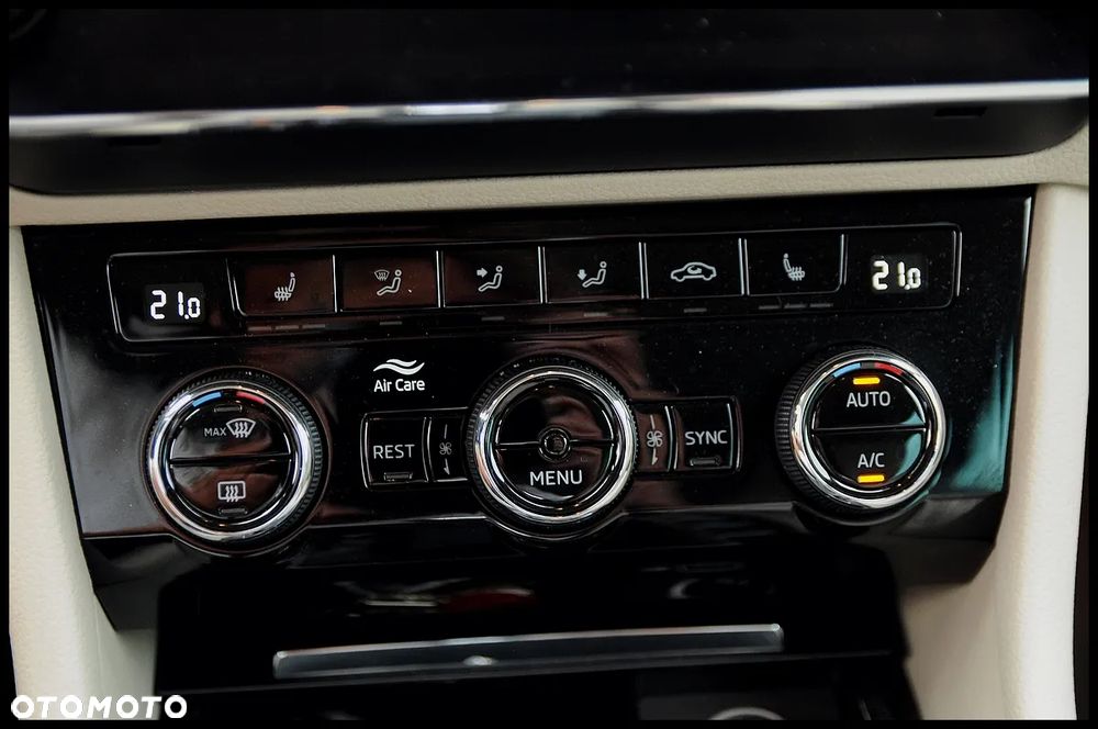 Skoda Superb - 36