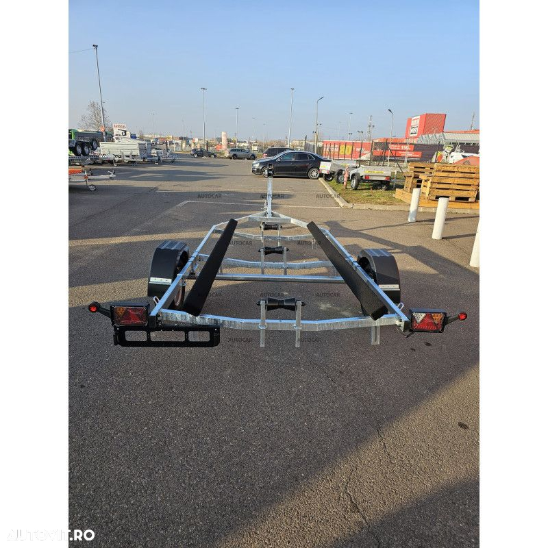 Autocar Transport ambacatiuni Peridoc cu o singura axa P750-5.6 lux - 7