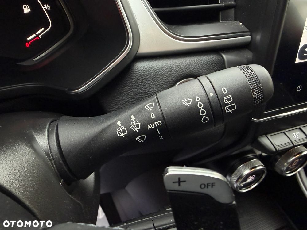 Renault Captur 1.3 TCe mHEV Techno EDC - 26