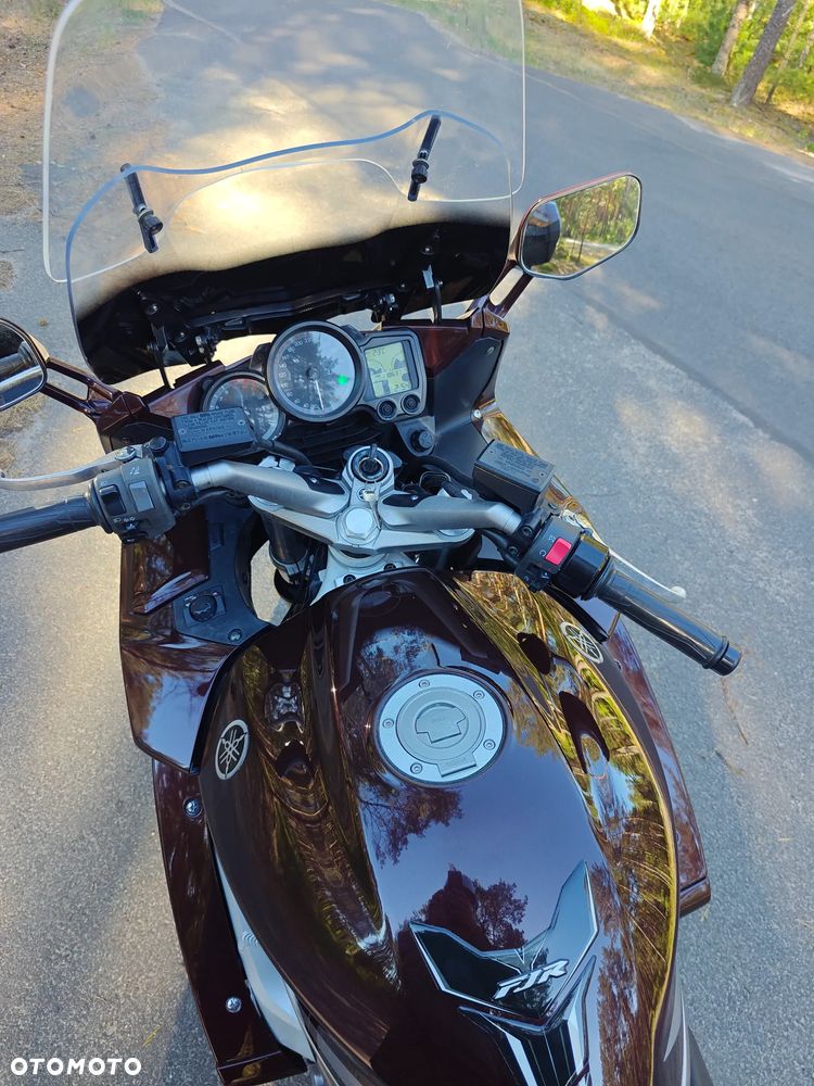 Yamaha FJR - 15