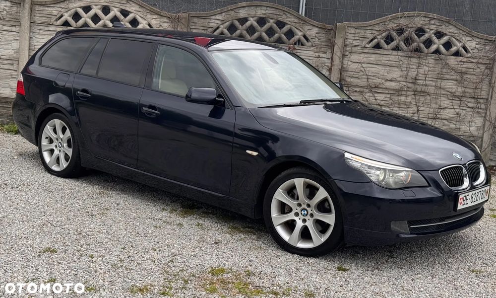 BMW Seria 5 525xi - 8