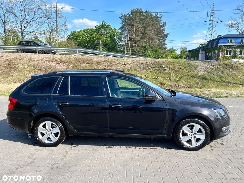 Skoda Octavia 1.6 TDI Ambition - 2