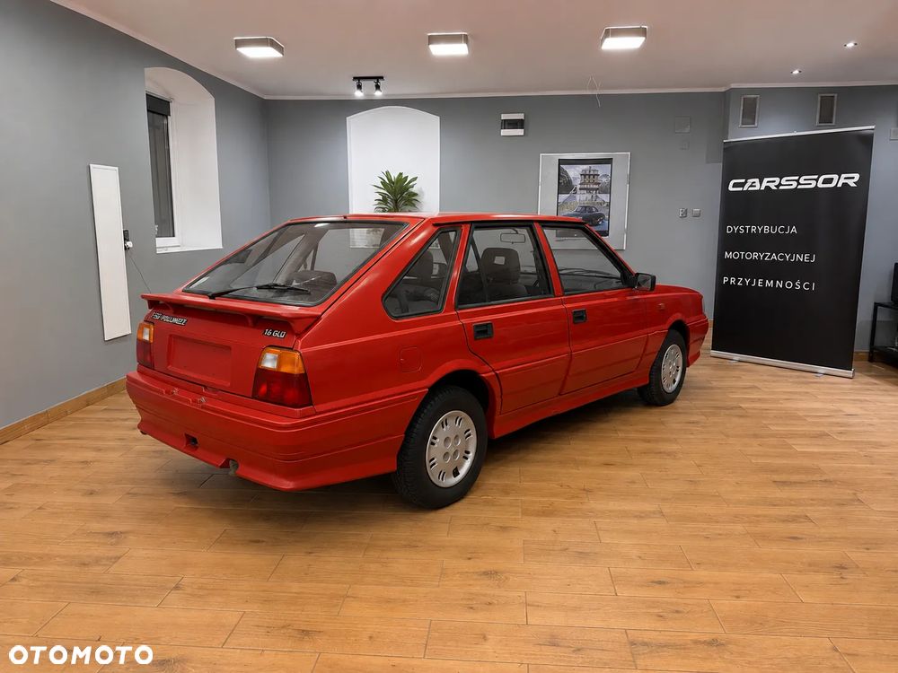 Polonez Caro - 6