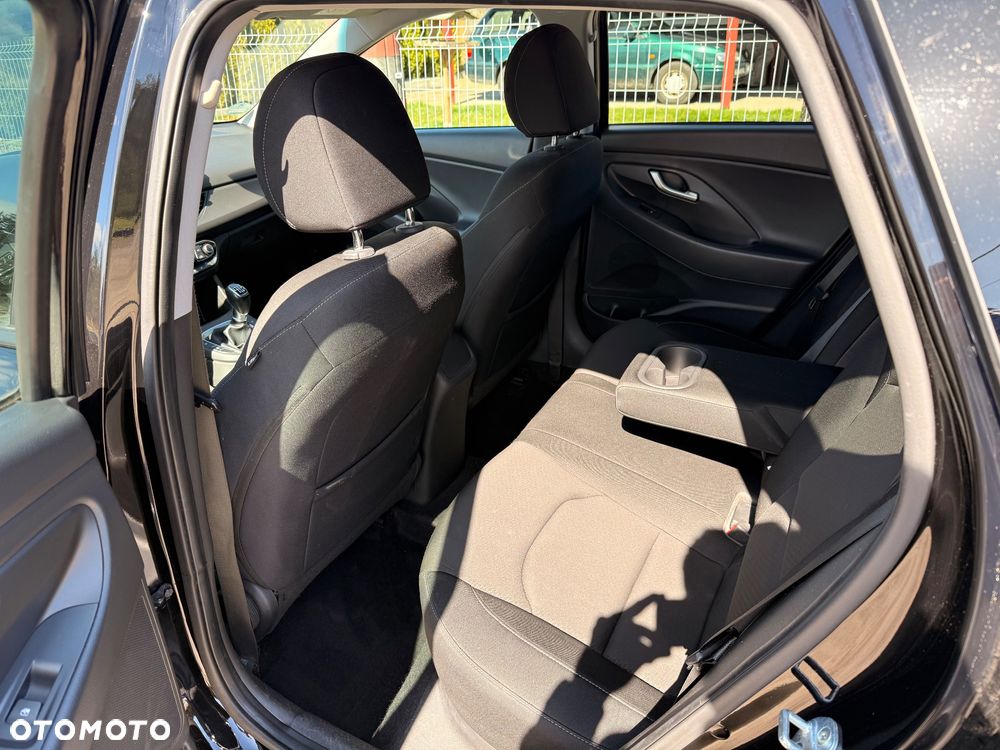 Hyundai i30 1.6 CRDI Prime - 26