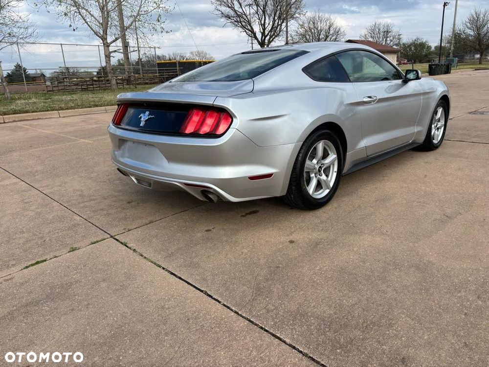 Ford Mustang 3.7 V6 - 5
