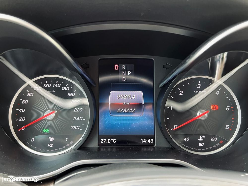 Mercedes-Benz V 250 d Longo Avantgarde - 24