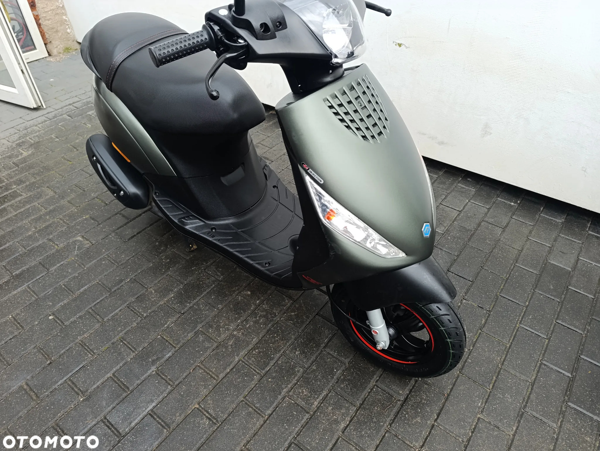 Piaggio ZIP - 24