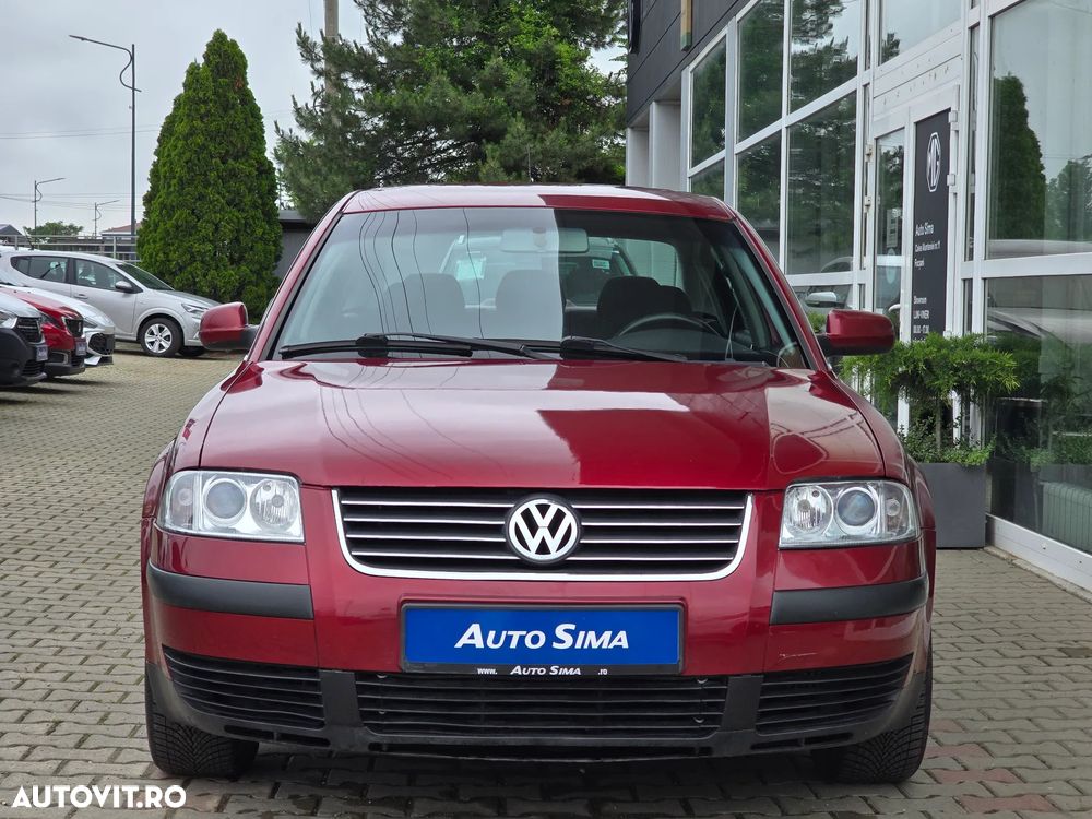Volkswagen Passat - 4