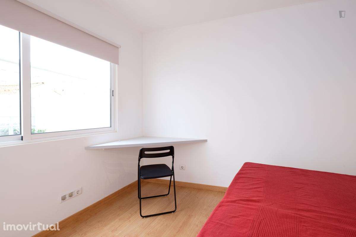 Estúdio - localizado em Baixa Coimbra - Grande imagem: 5/15