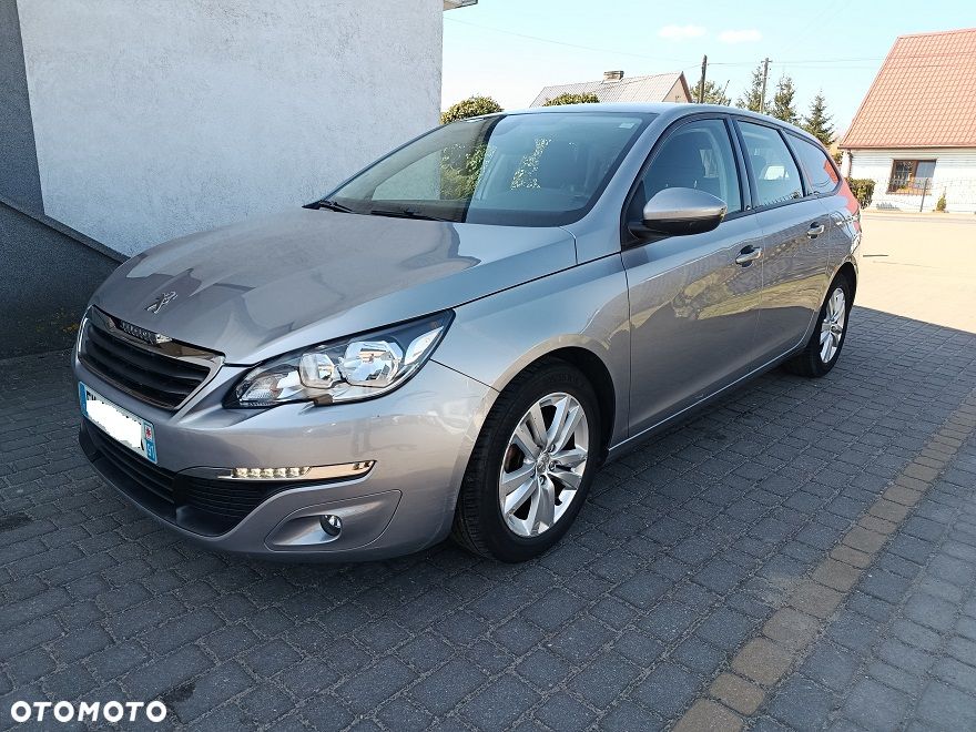 Peugeot 308 - 1