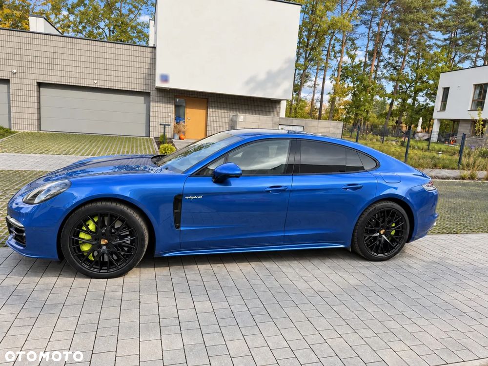 Porsche Panamera 4 E-Hybrid - 5
