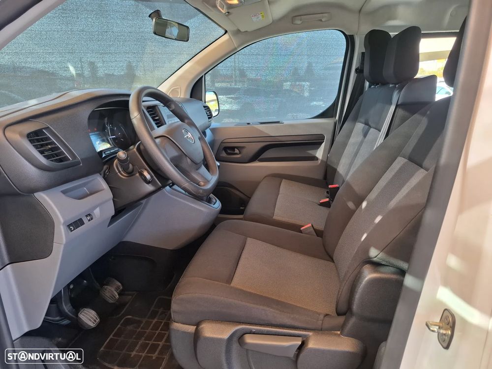 Opel Vivaro 1.5 CDTi L3H1 Essentia - 17