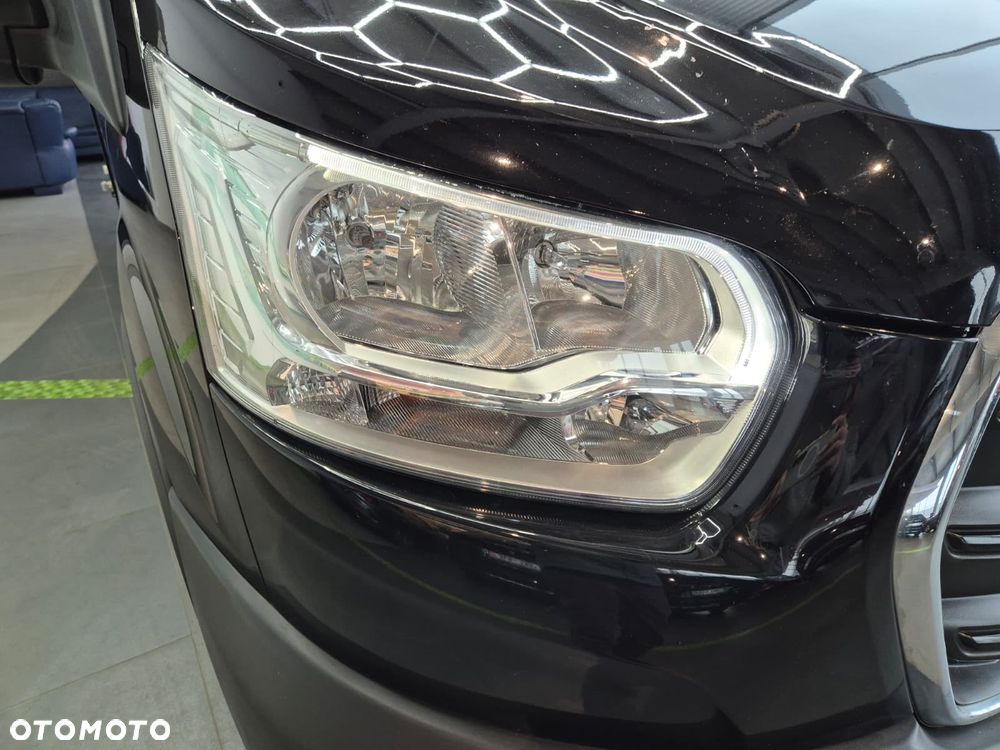 Ford Transit 350 2.0 TDCi / CHŁODNIA / MROŻNIA / IDEALNA DO MROŻONEK / BOCZNE KOMORY / ZASILANIE ZEWNĘTRZNE / GRUBE ŚCIANKI / SERWISOWANY / MODEL 2020 / EURO 6 / UNIKATOWY - 15