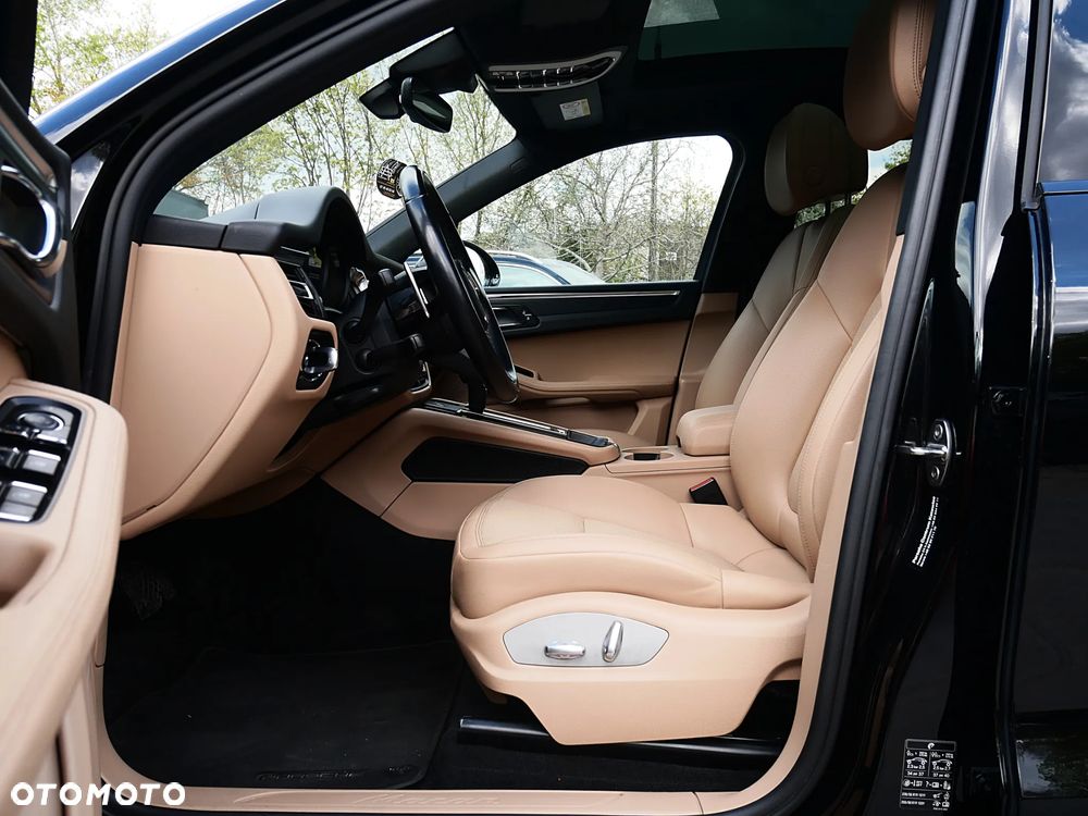 Porsche Macan Standard - 5