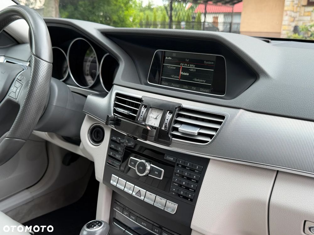 Mercedes-Benz Klasa E 200 Avantgarde - 25