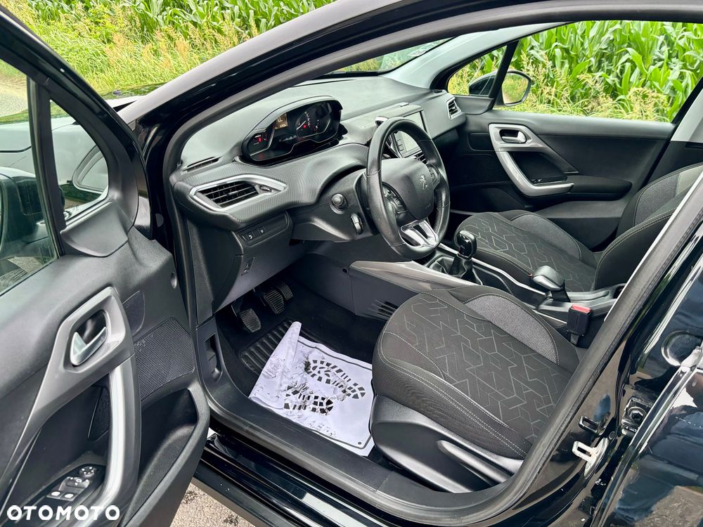 Peugeot 2008 - 14