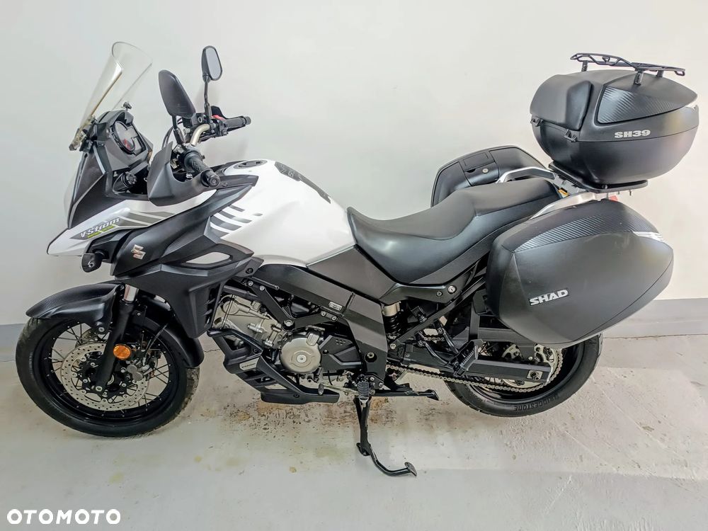 Suzuki V-STROM - 10