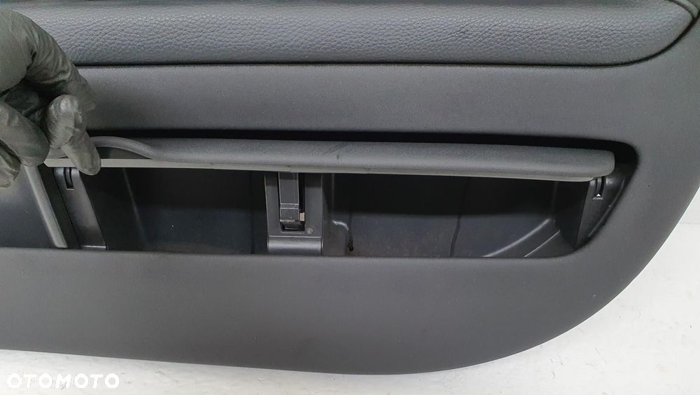TAPICERKA BOCZEK DRZWI PRAWY PRZÓD VOLVO C70 II 39889917 EUROPA - 5