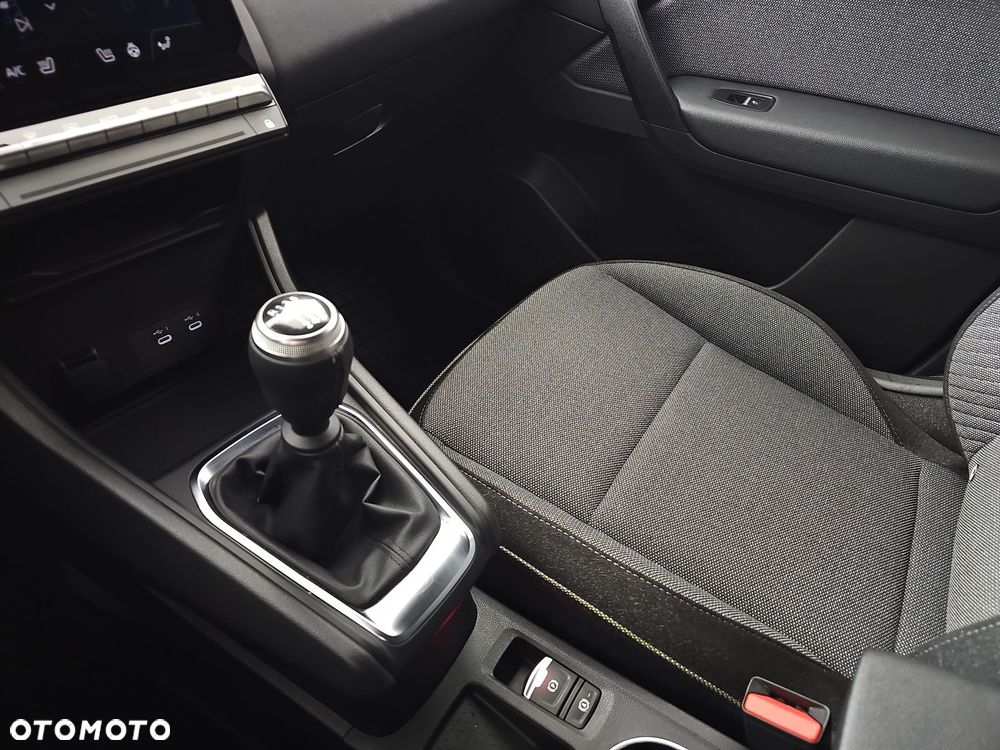 Renault Captur 1.0 TCe Techno - 17