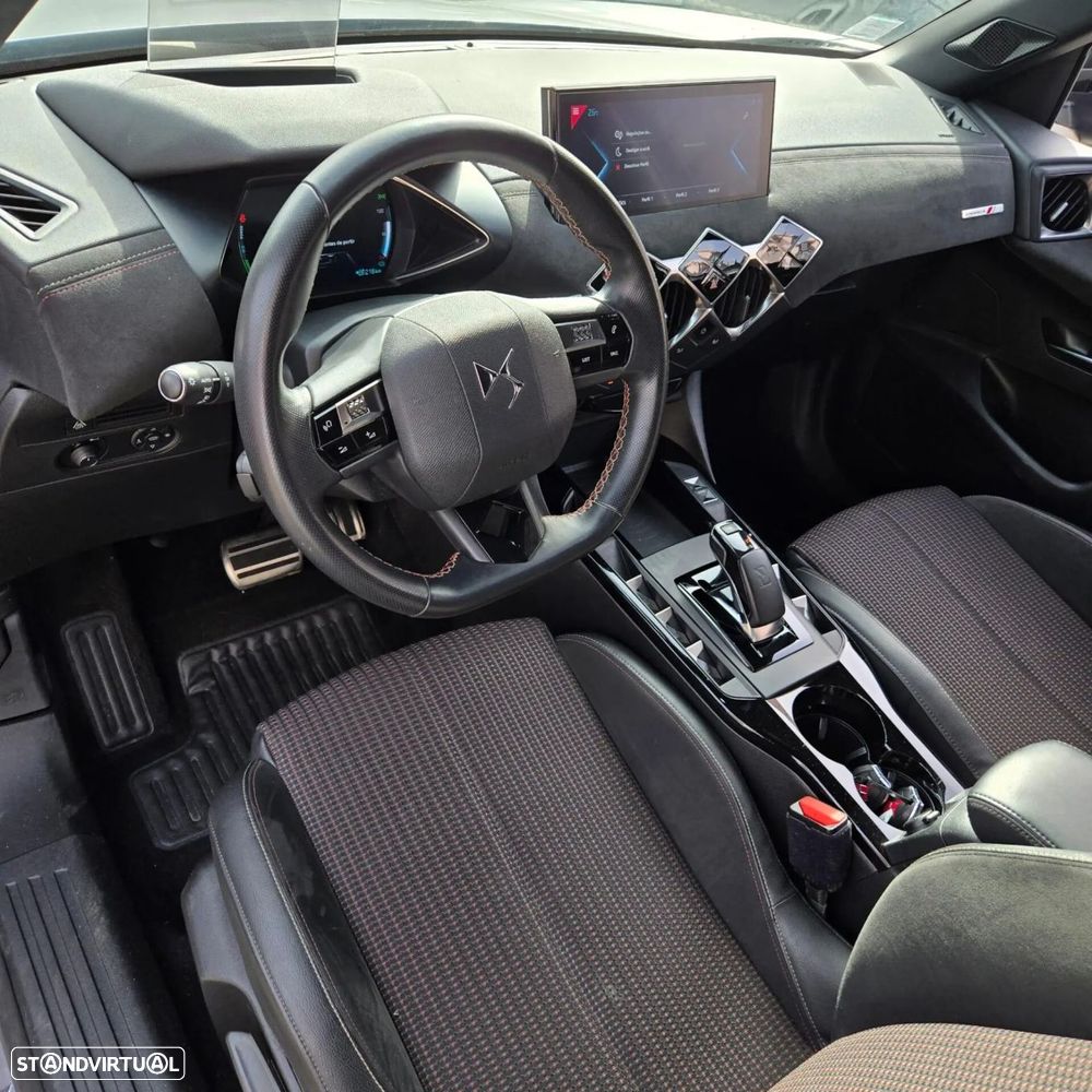 DS DS3 Crossback E-TENSE PERFORMANCE LINE - 10