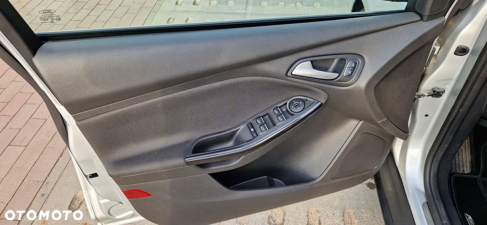 Ford Focus - 10