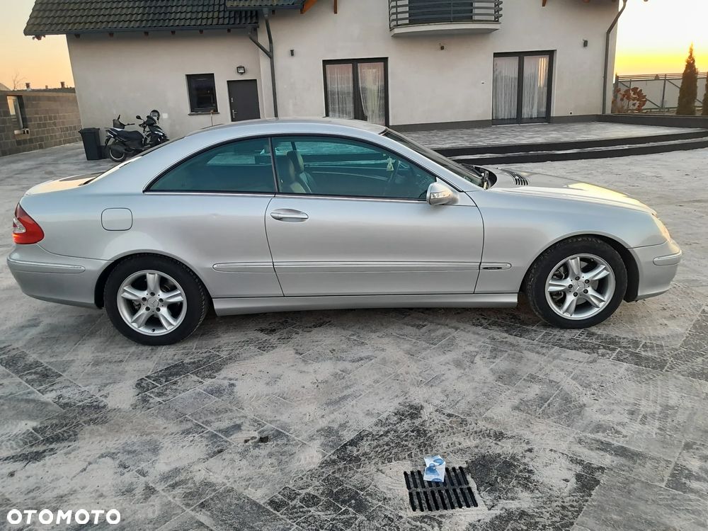 Mercedes-Benz CLK - 7