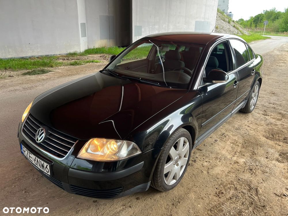 Volkswagen Passat 1.9 TDI Highline - 4