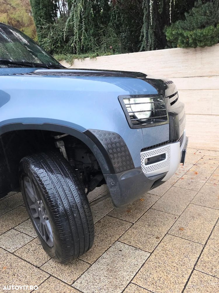 Land Rover Defender - 9