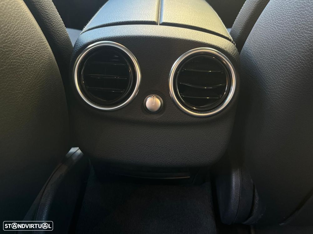 Mercedes-Benz C 200 - 51