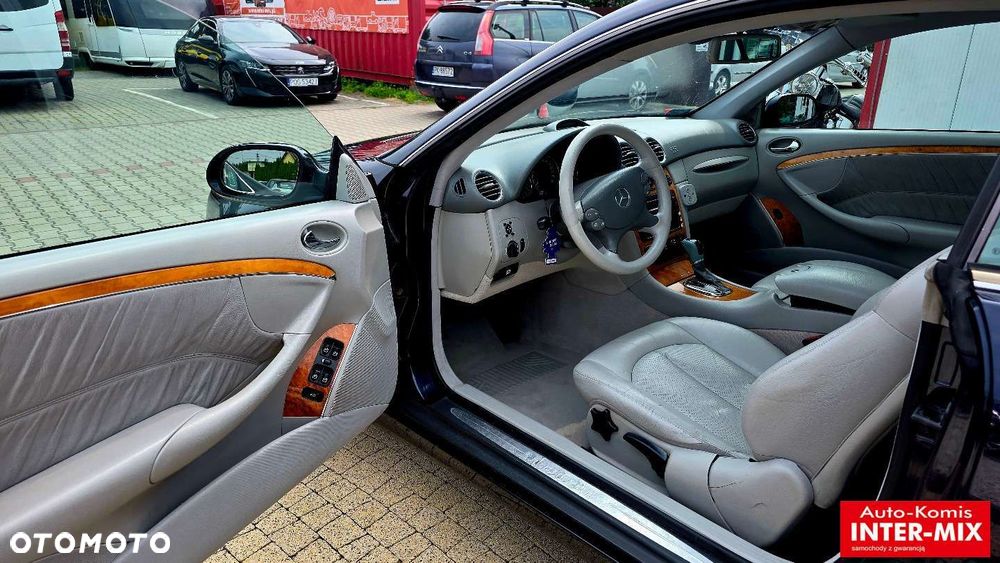 Mercedes-Benz CLK - 21